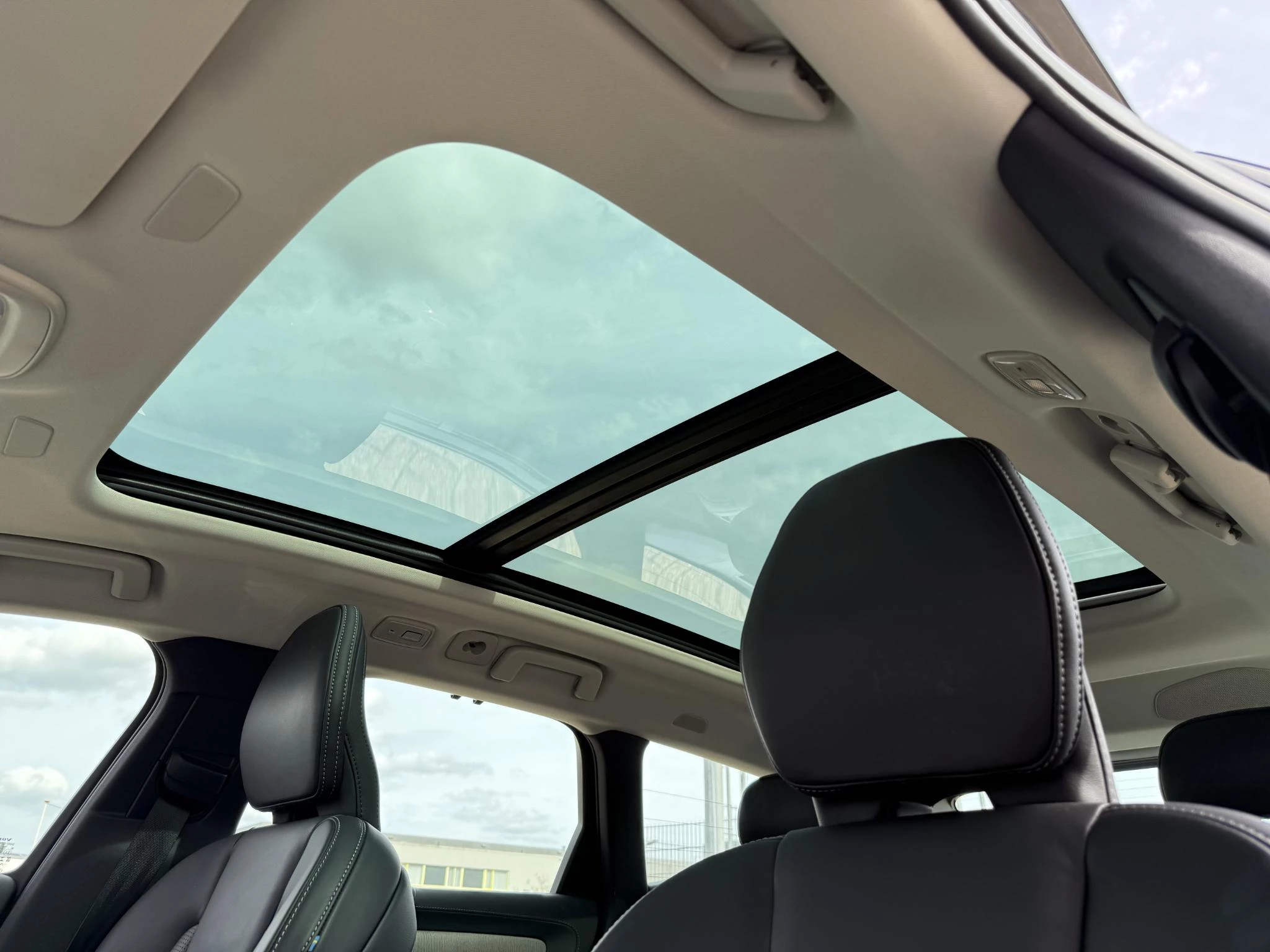 Hoofdafbeelding Volvo V90