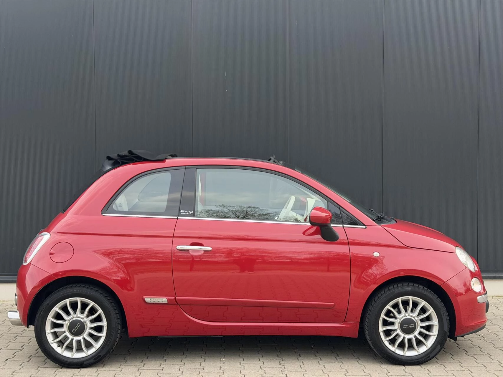 Hoofdafbeelding Fiat 500C