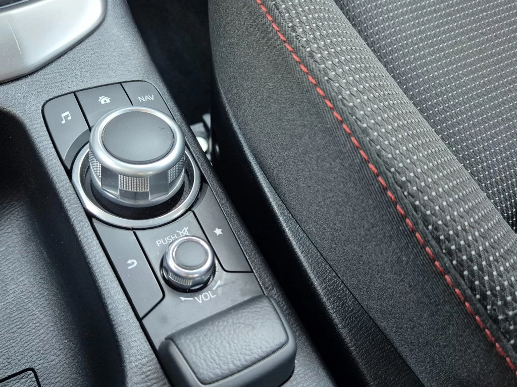 Hoofdafbeelding Mazda 2