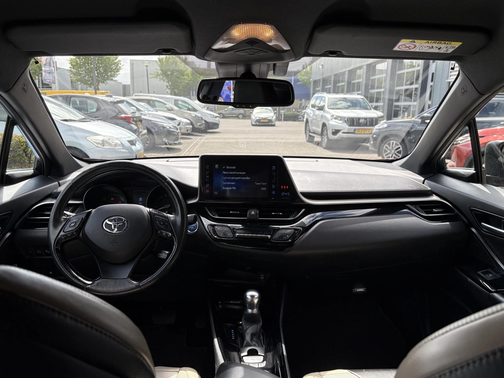 Hoofdafbeelding Toyota C-HR