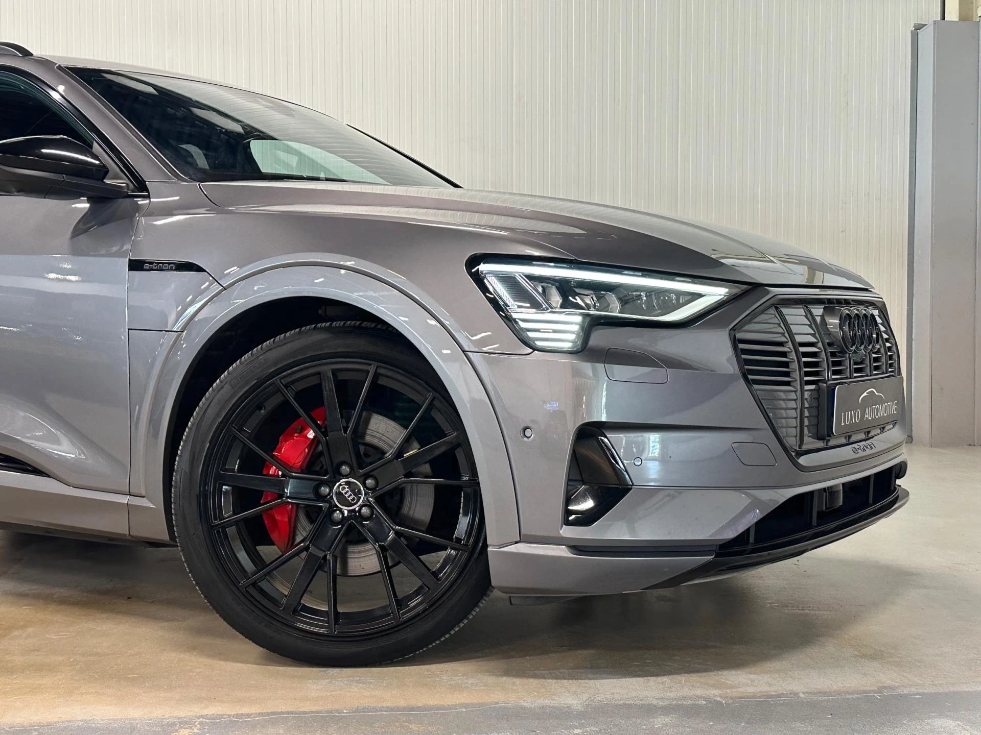 Hoofdafbeelding Audi e-tron