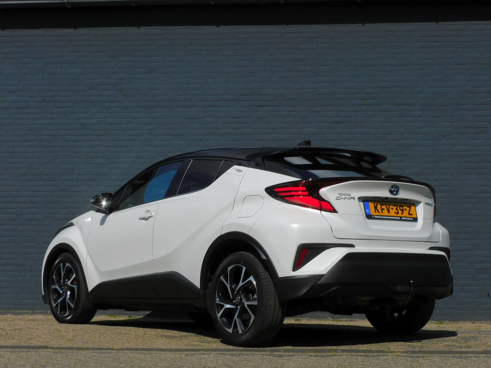 Hoofdafbeelding Toyota C-HR