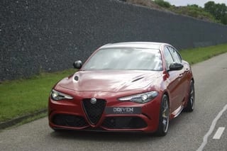 Alfa Romeo Giulia Quadrifoglio 2.9 V6 | Carbon - Kuipstoelen