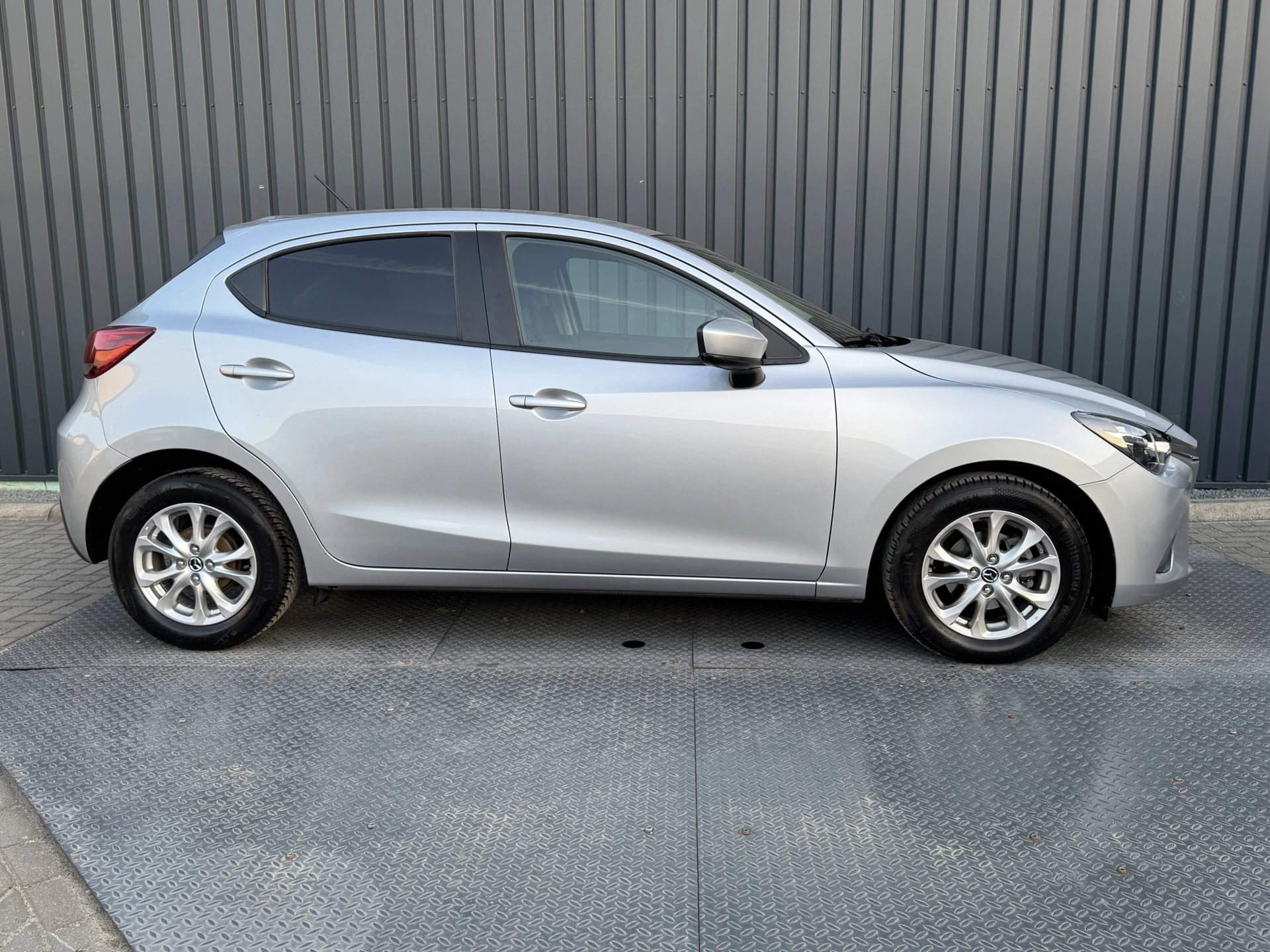 Hoofdafbeelding Mazda 2