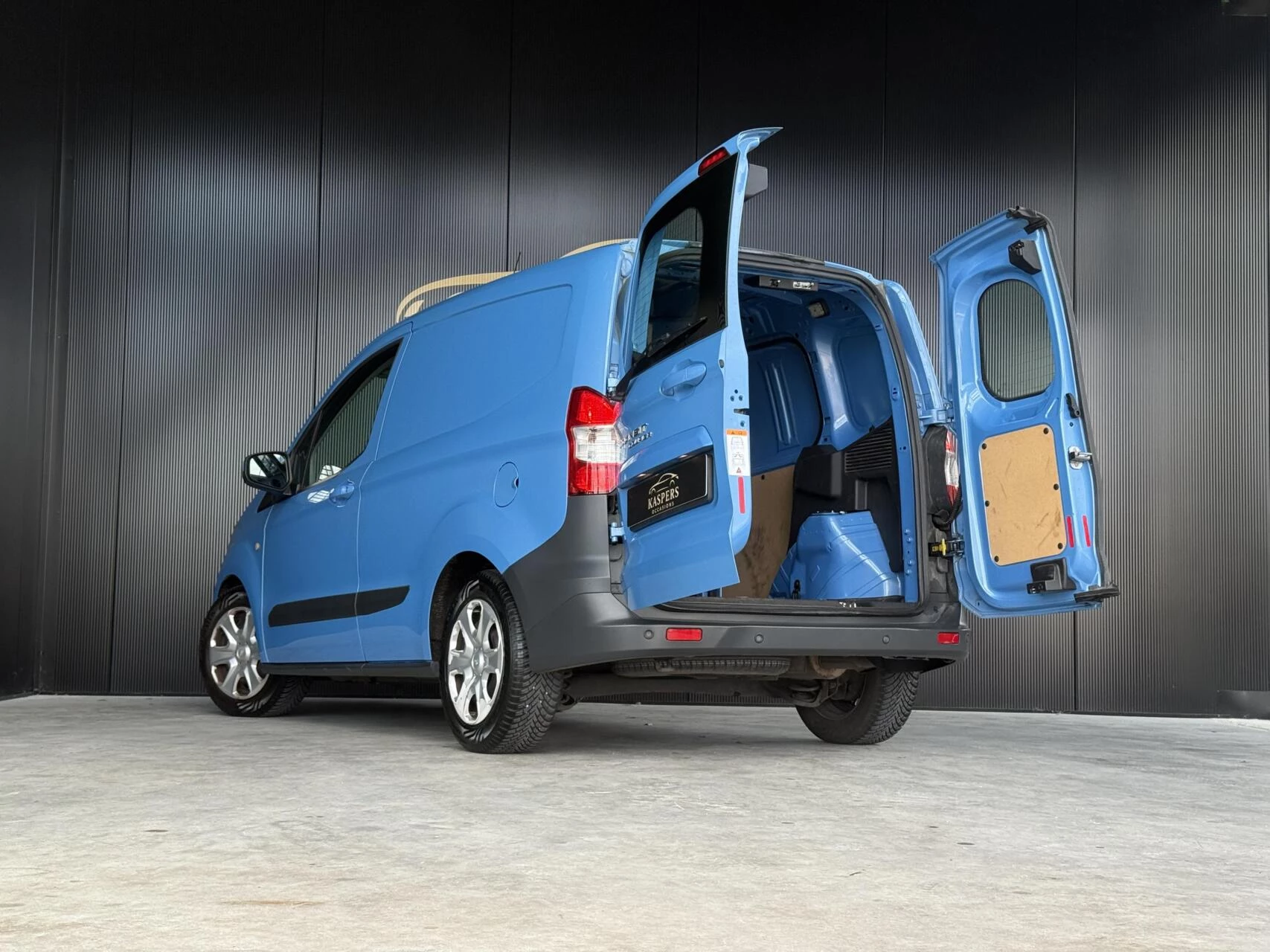 Hoofdafbeelding Ford Transit Courier