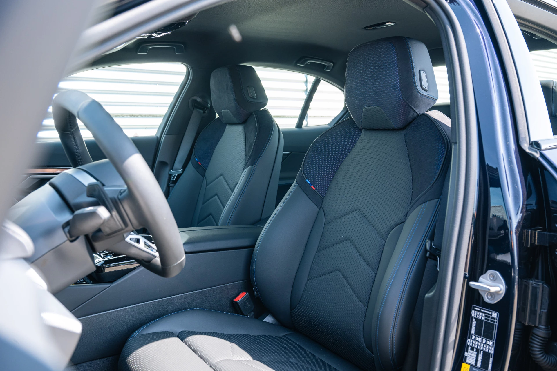 Hoofdafbeelding BMW i5