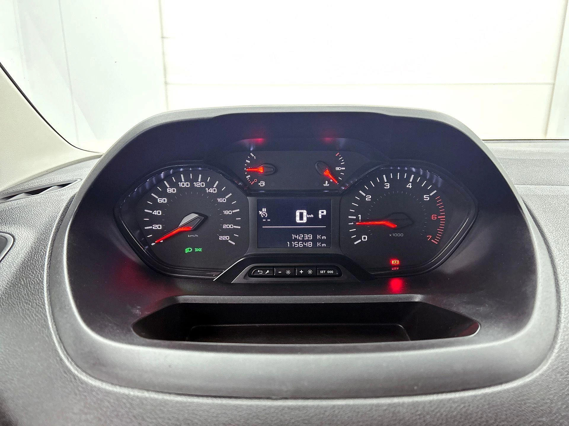 Hoofdafbeelding Peugeot Partner