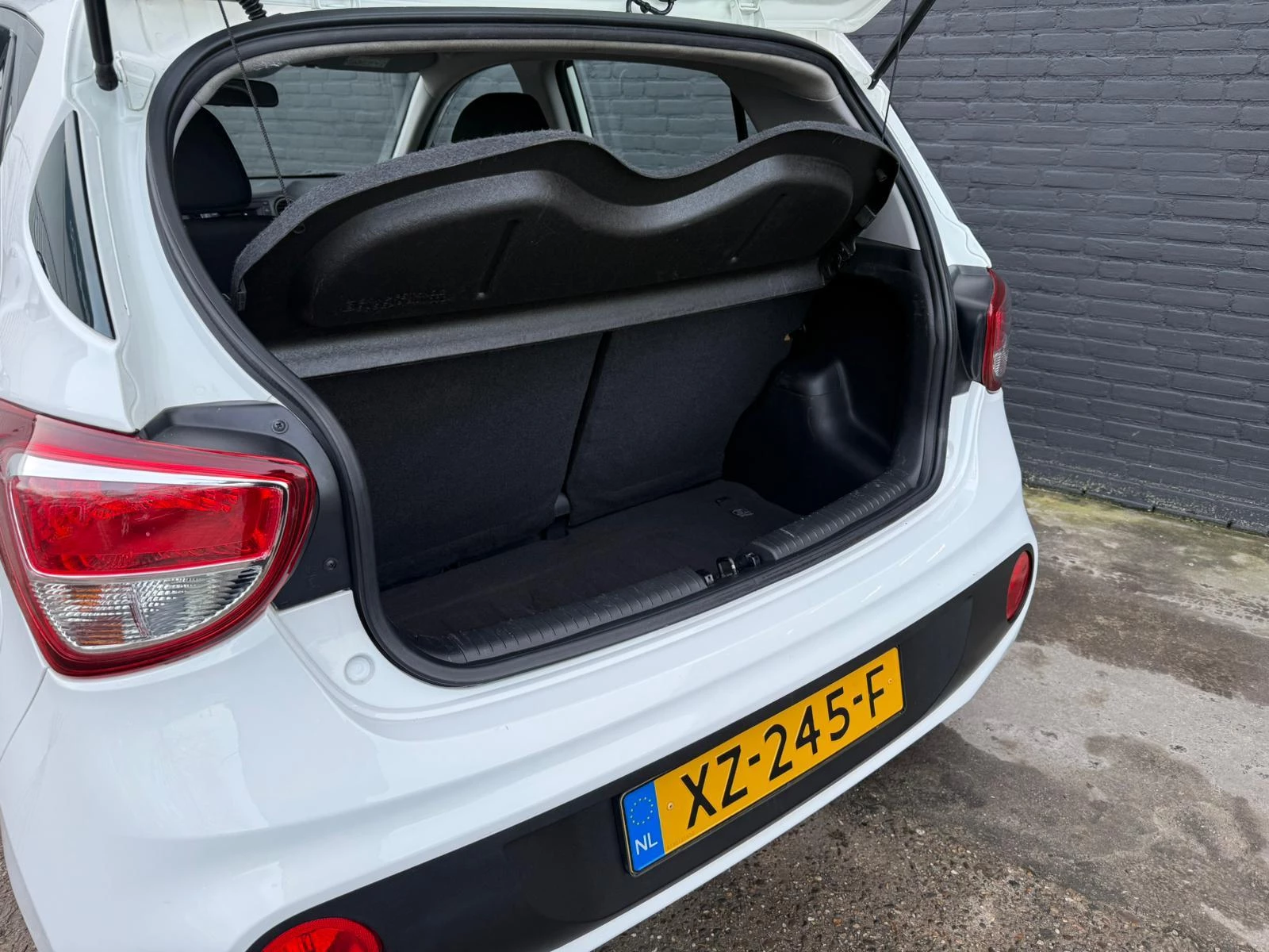 Hoofdafbeelding Hyundai i10