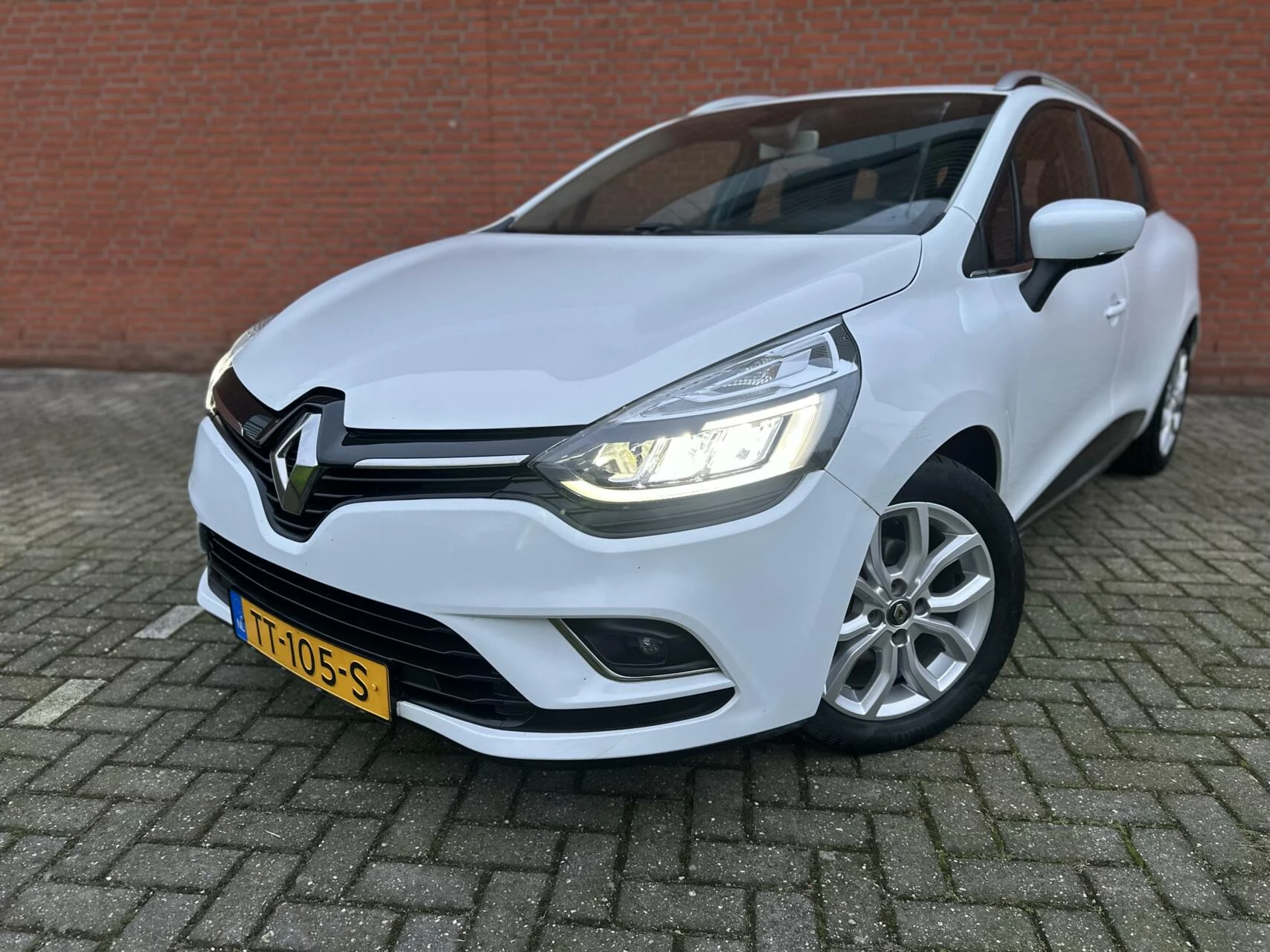 Hoofdafbeelding Renault Clio