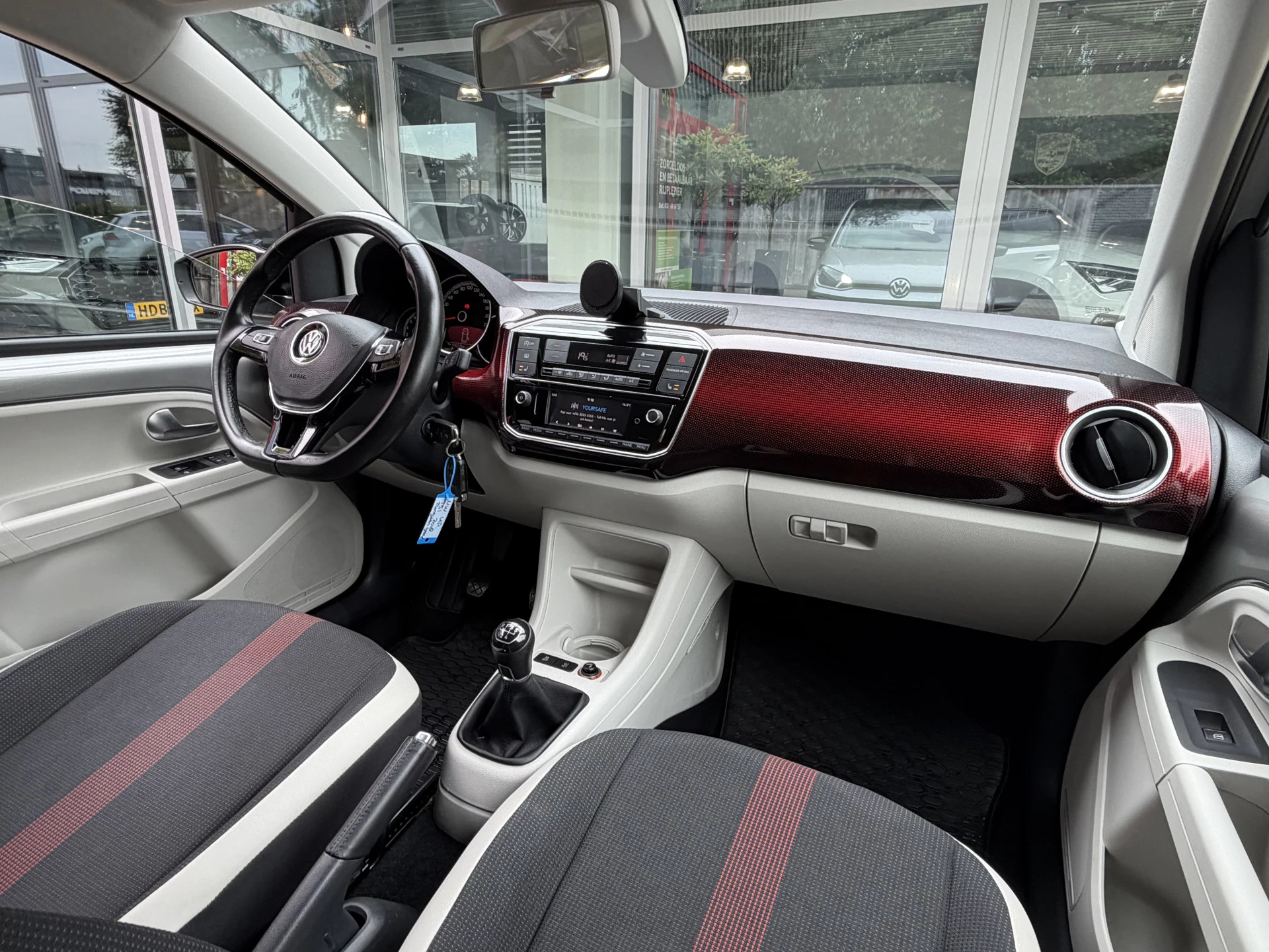 Hoofdafbeelding Volkswagen up!