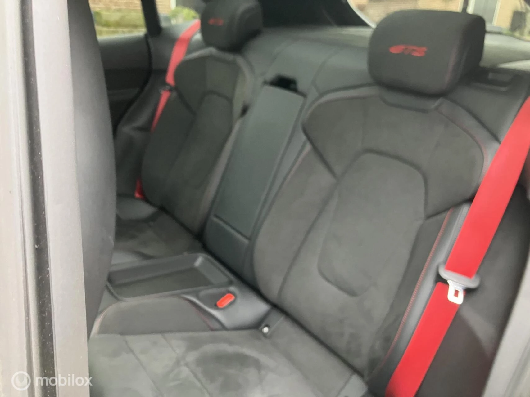 Hoofdafbeelding Porsche Taycan