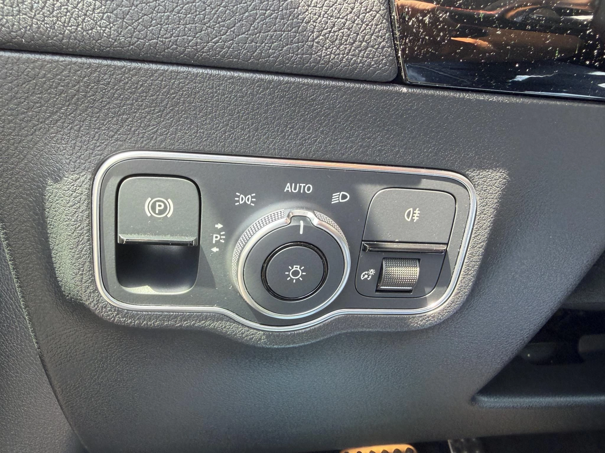 Hoofdafbeelding Mercedes-Benz EQA