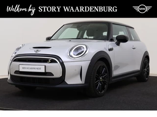 MINI Electric Classic / Sportstoelen / Achteruitrijcamera / Comfort Access / Stuurverwarming / LED / Stoelverwarming