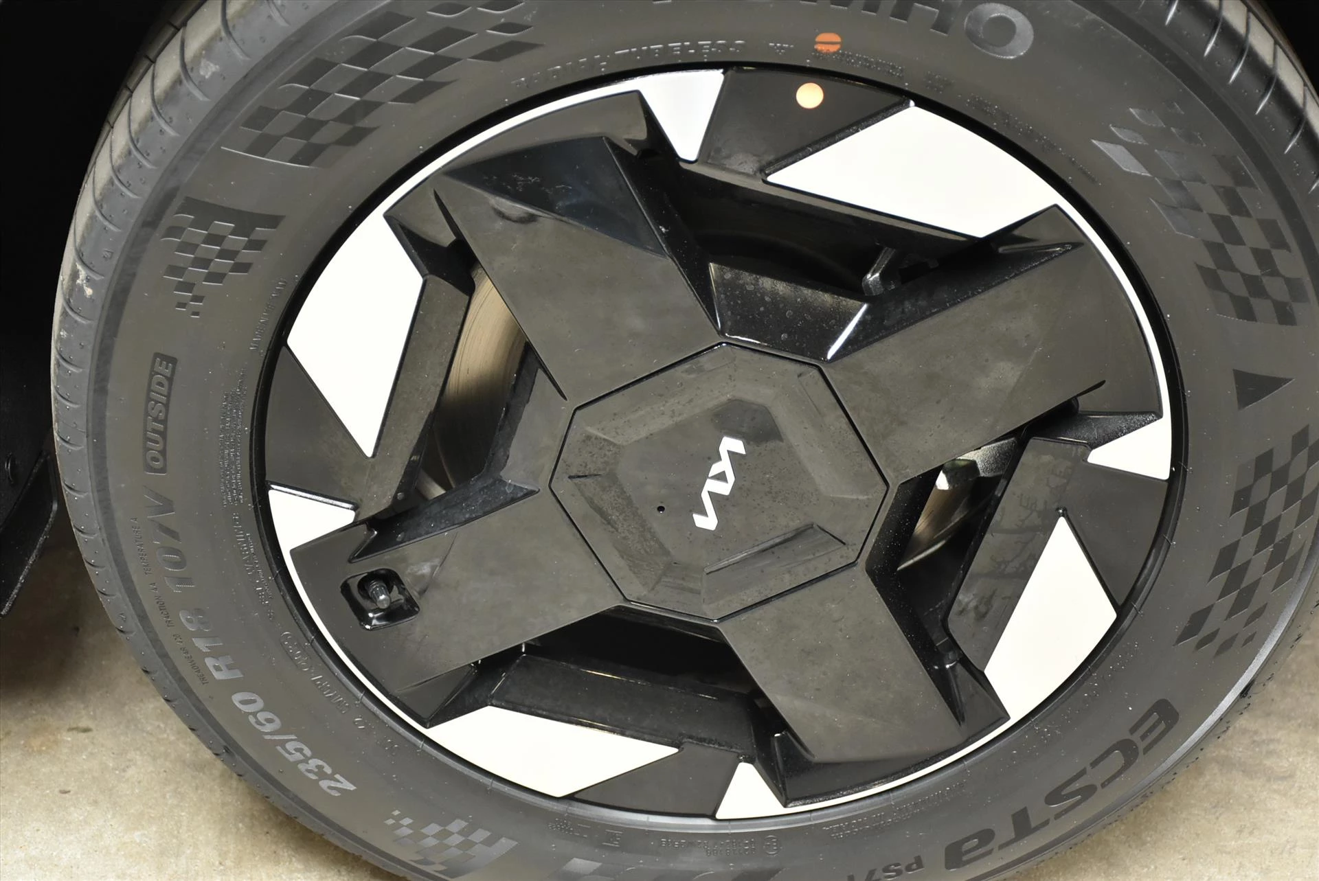 Hoofdafbeelding Kia EV5