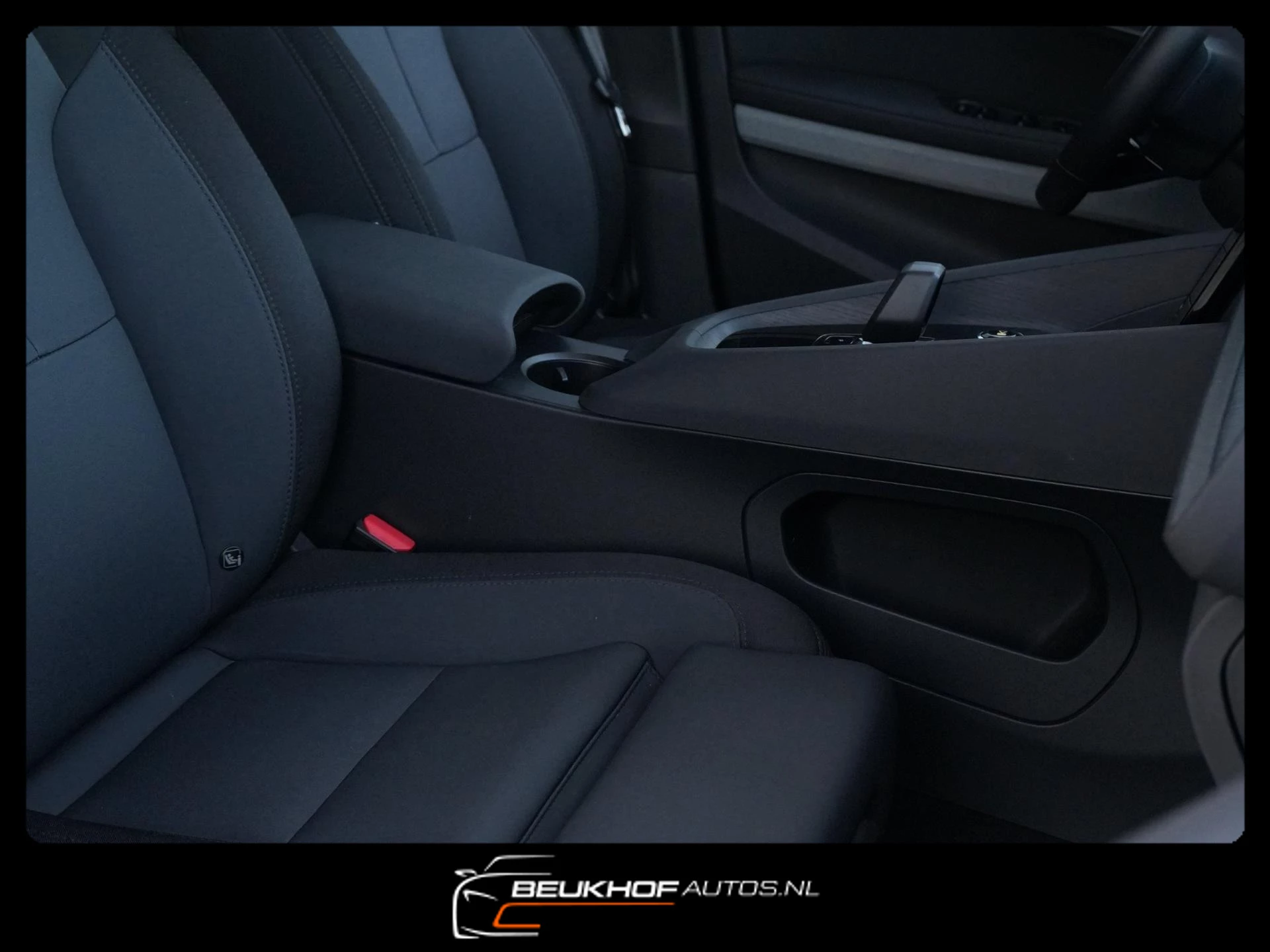 Hoofdafbeelding Polestar 2