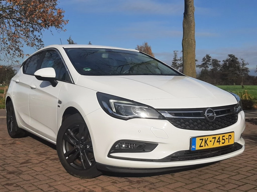 Hoofdafbeelding Opel Astra
