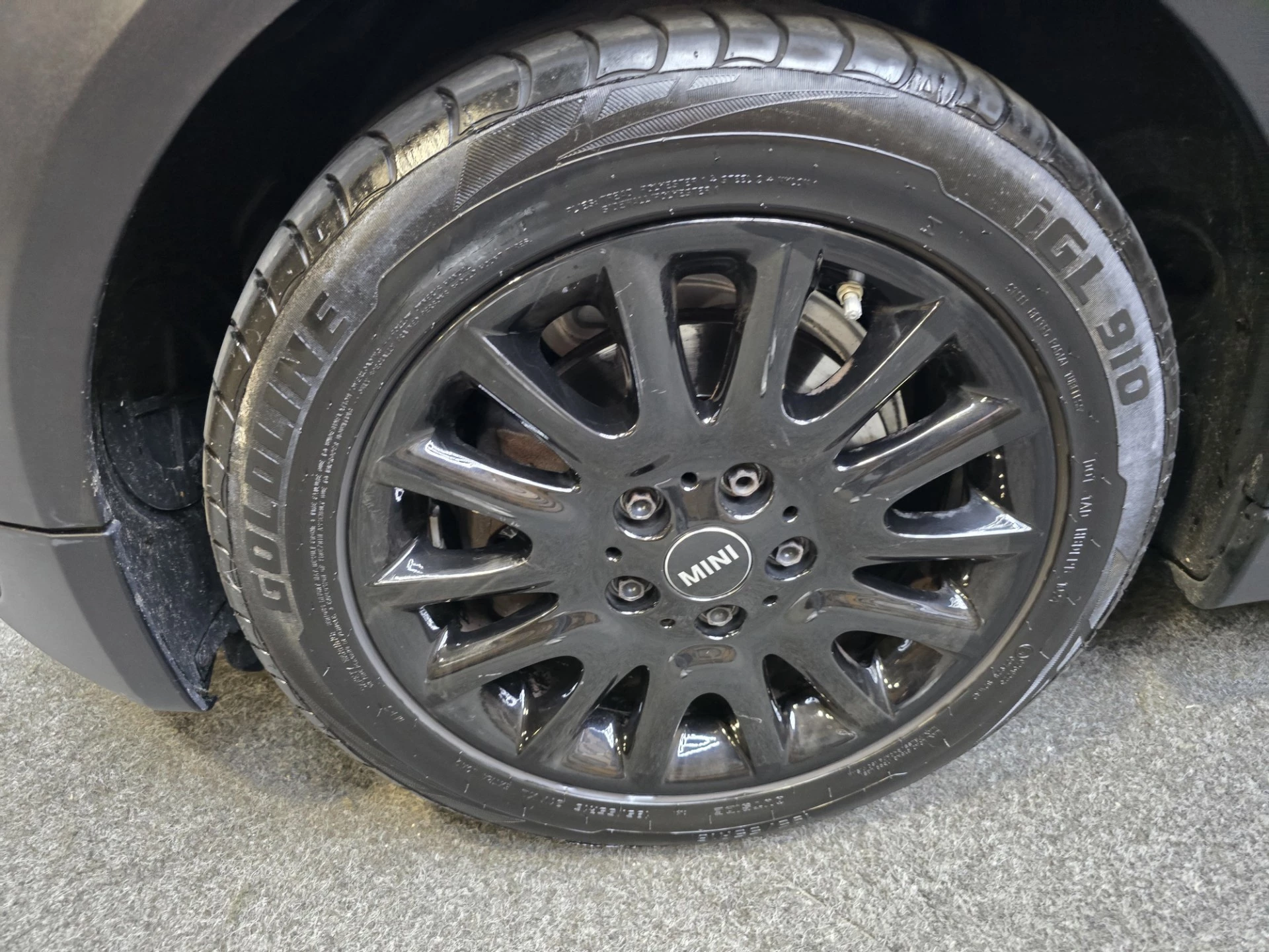 Hoofdafbeelding MINI 5-deurs
