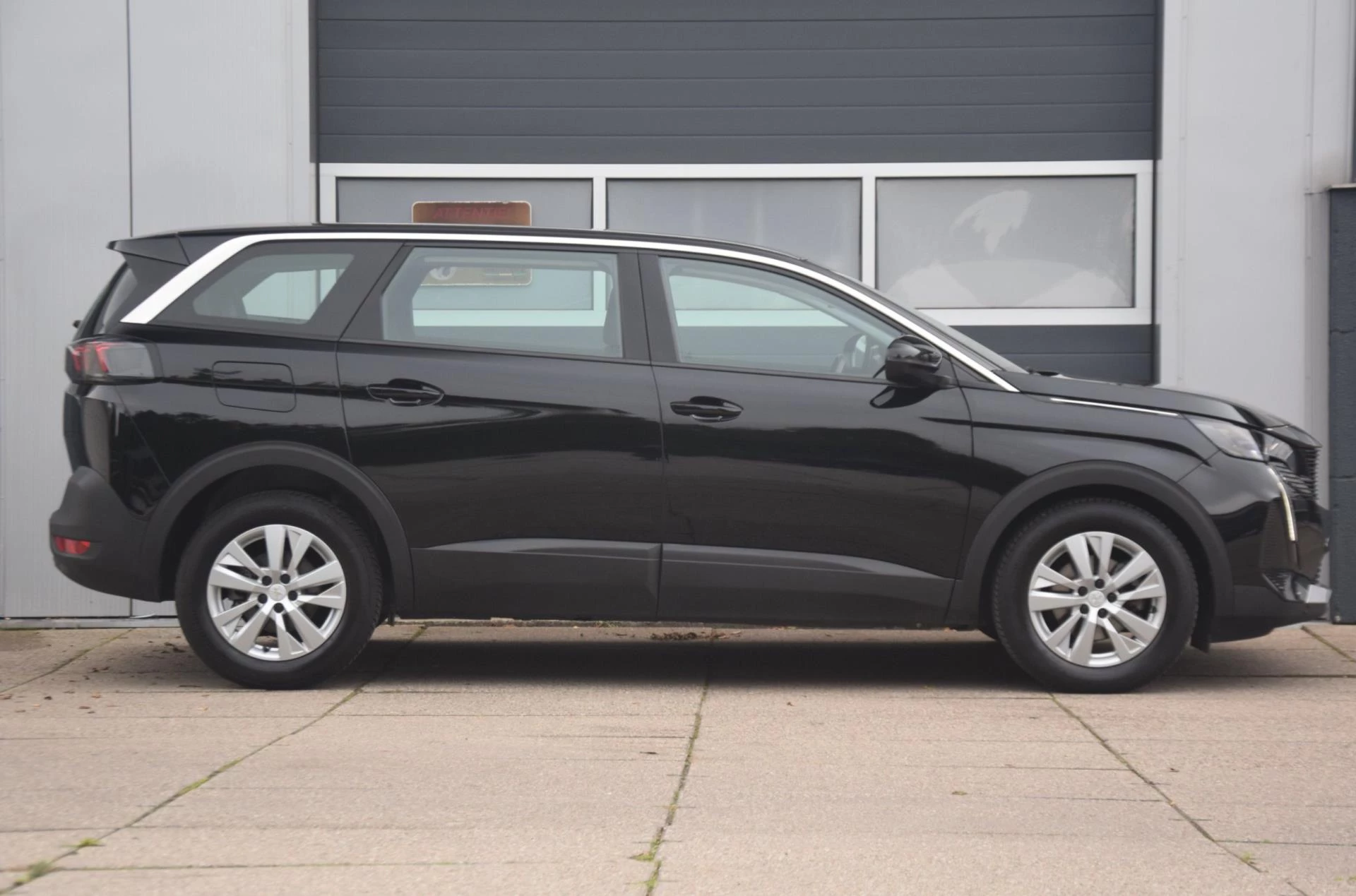 Hoofdafbeelding Peugeot 5008