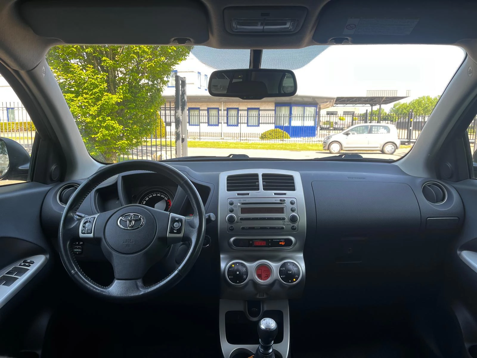 Hoofdafbeelding Toyota Urban Cruiser
