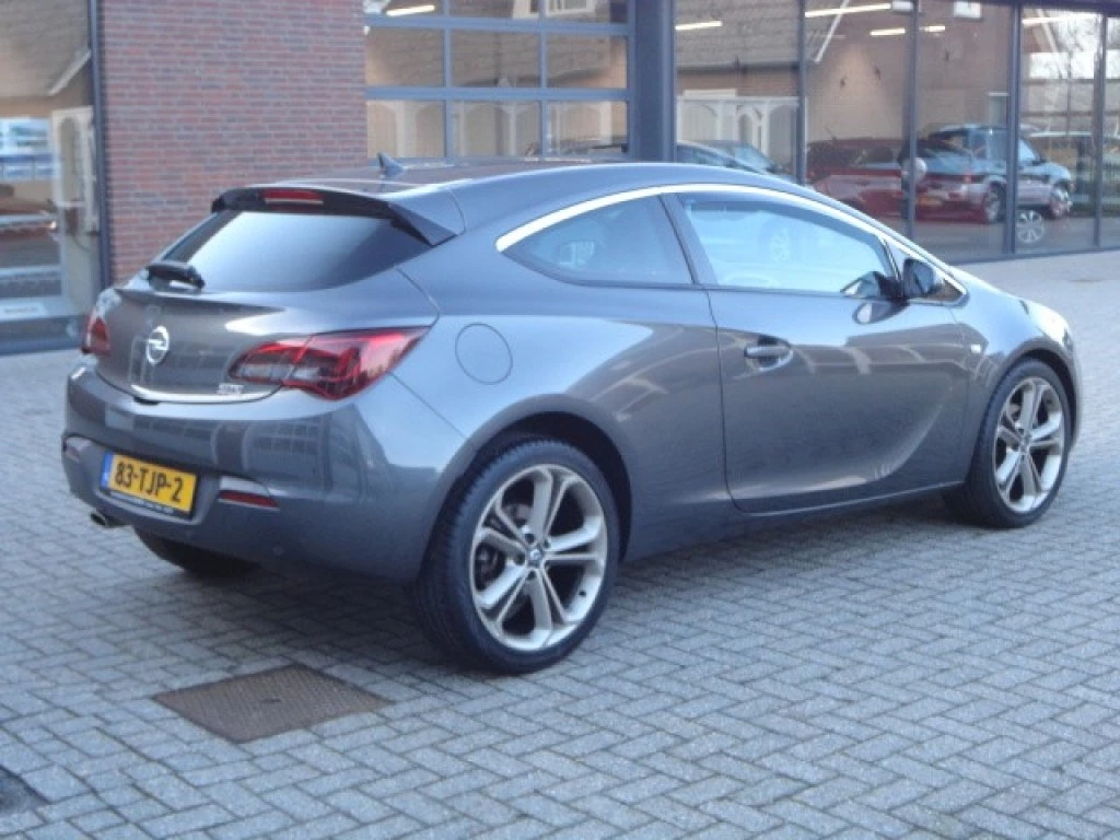 Hoofdafbeelding Opel Astra