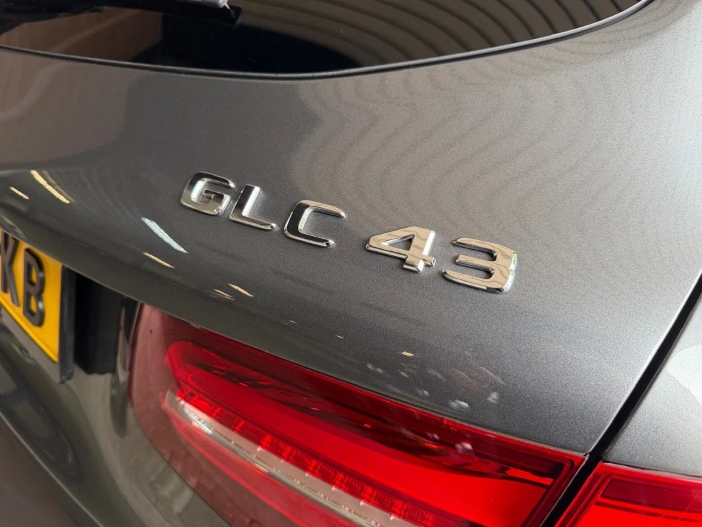 Hoofdafbeelding Mercedes-Benz GLC