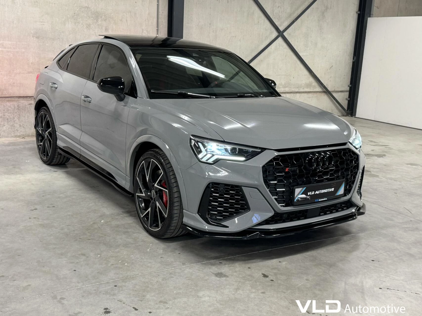 Hoofdafbeelding Audi RSQ3