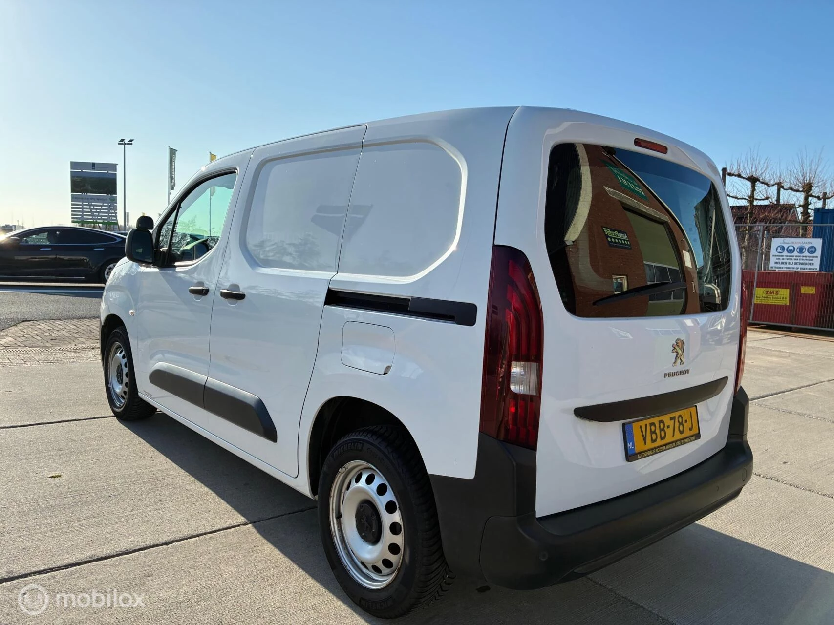 Hoofdafbeelding Peugeot Partner