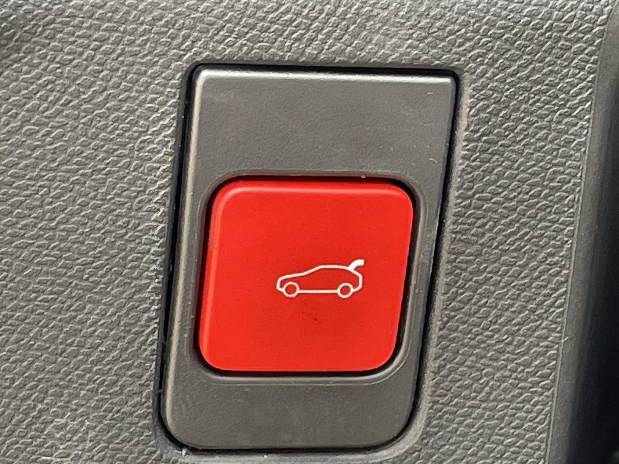 Hoofdafbeelding Peugeot e-5008