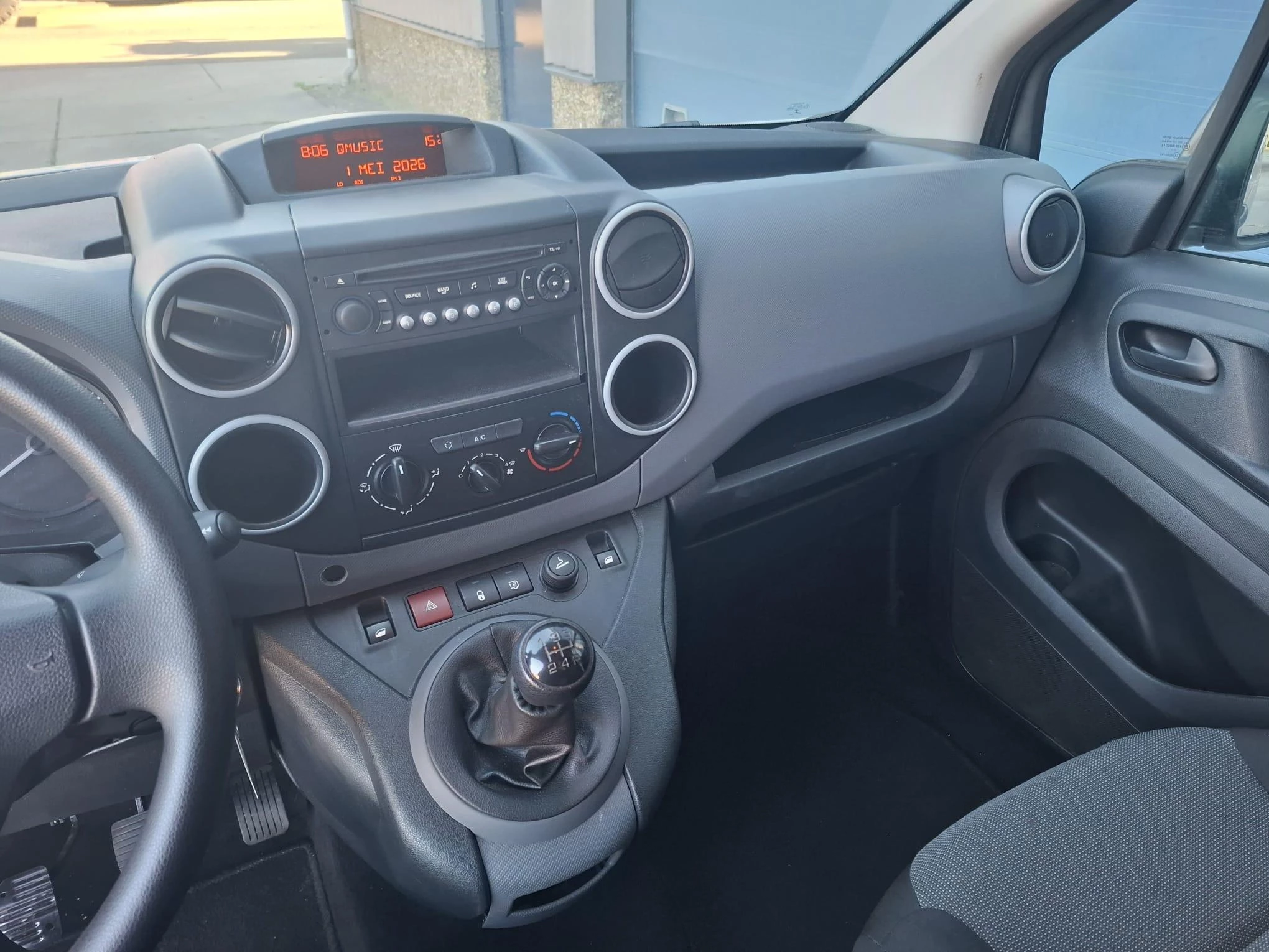 Hoofdafbeelding Peugeot Partner
