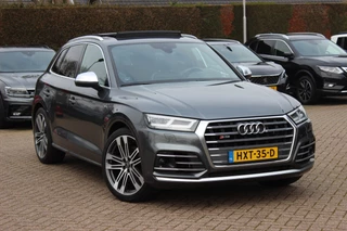 Audi SQ5 3.0 TFSI quattro Pro Line Plus / Trekhaak / Panoramadak / Camera / Luchtvering / Leder / 20'' / ABT Diffuser / Stoelventilatie+Verwarming / Navigatie / Cruise Control Adaptief