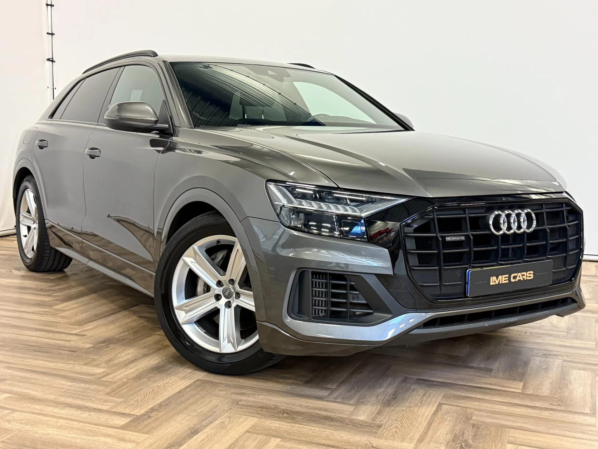 Hoofdafbeelding Audi Q8