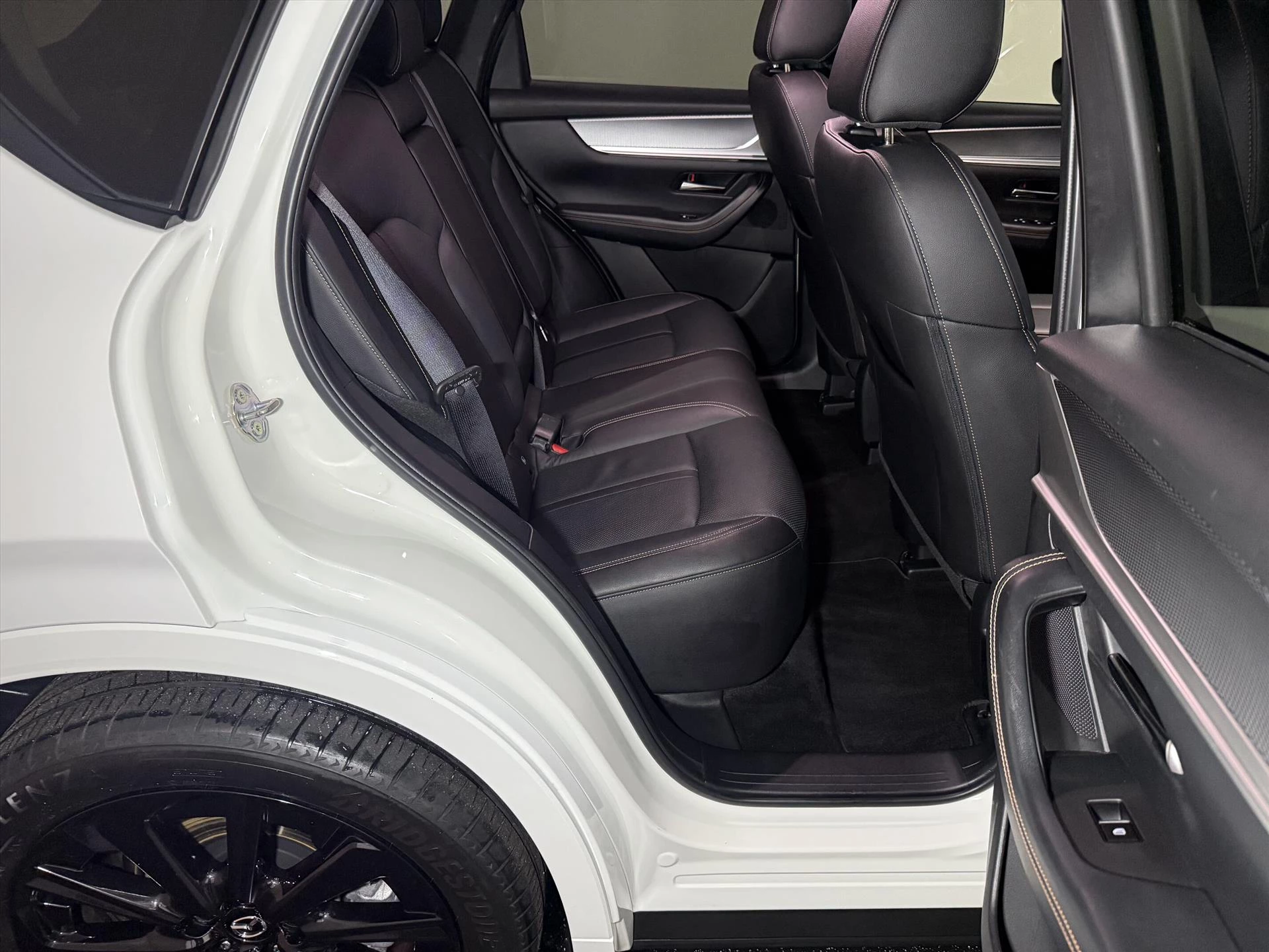 Hoofdafbeelding Mazda CX-60