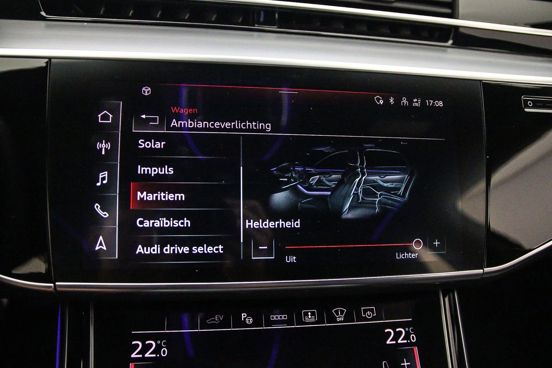 Hoofdafbeelding Audi A8