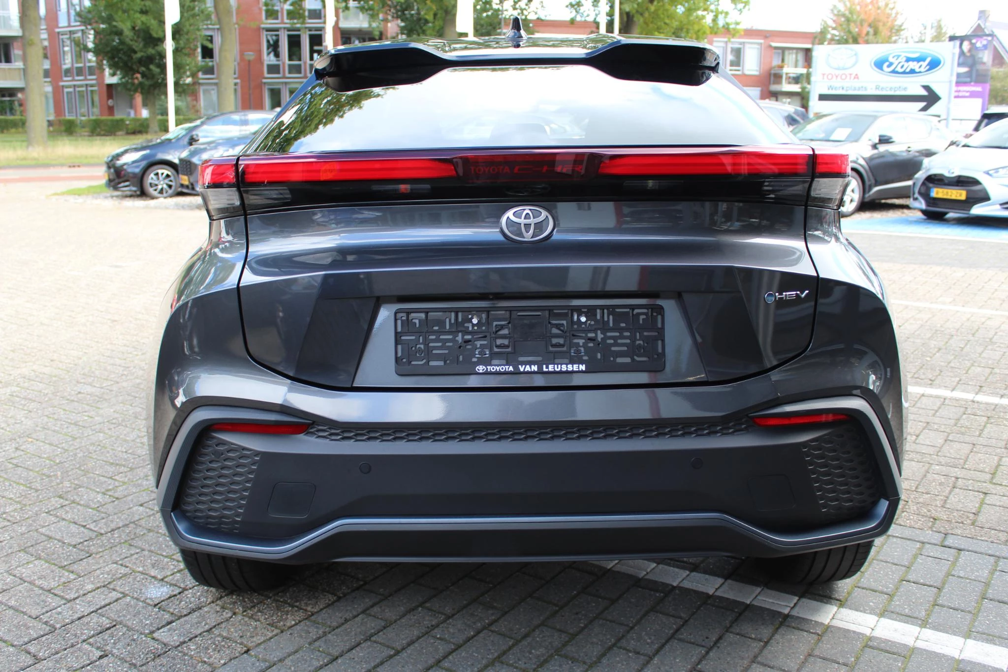 Hoofdafbeelding Toyota C-HR