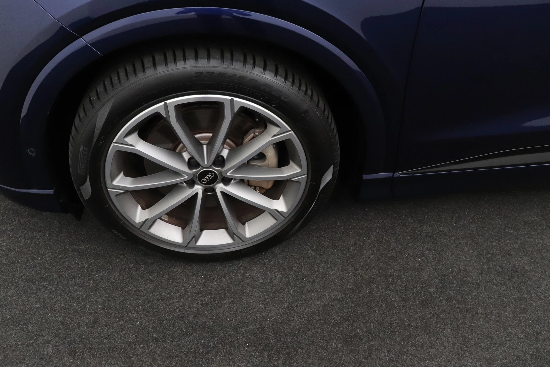 Hoofdafbeelding Audi Q4 e-tron