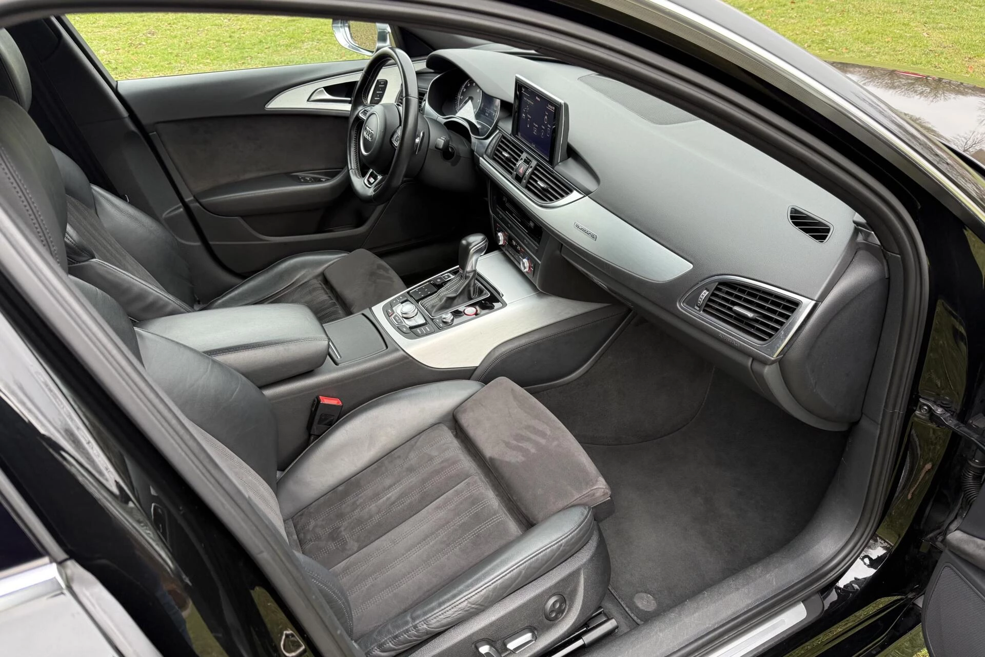 Hoofdafbeelding Audi S6