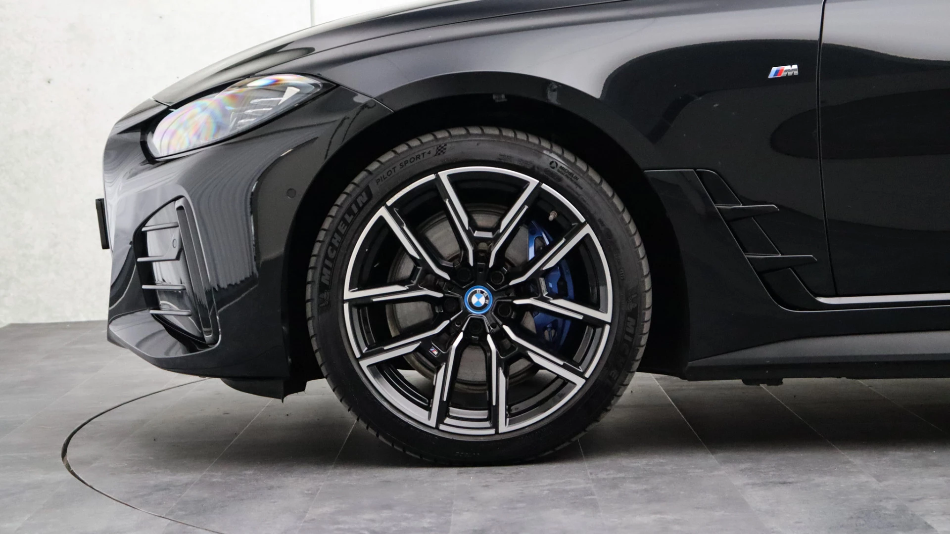 Hoofdafbeelding BMW i4