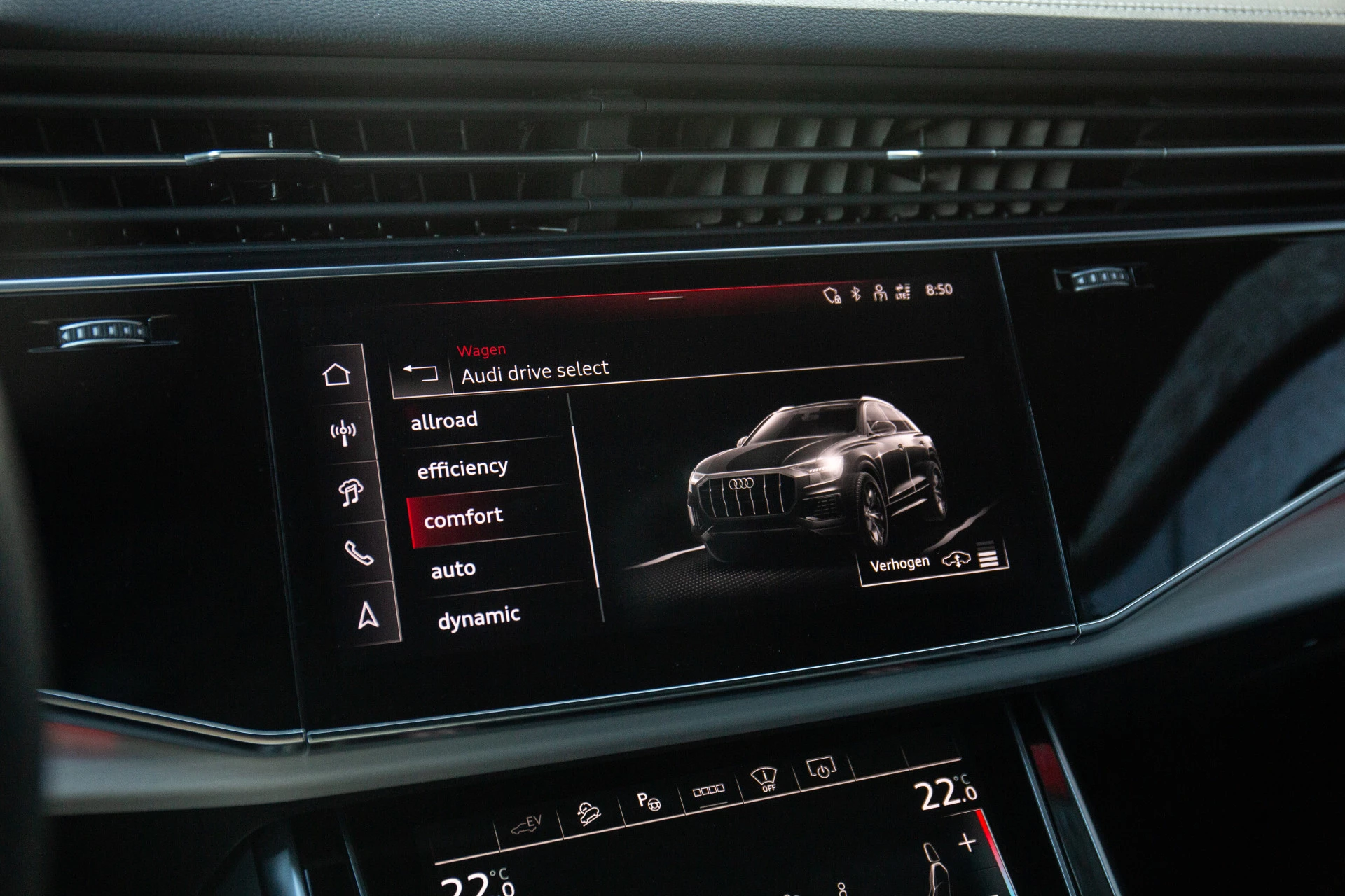 Hoofdafbeelding Audi Q8