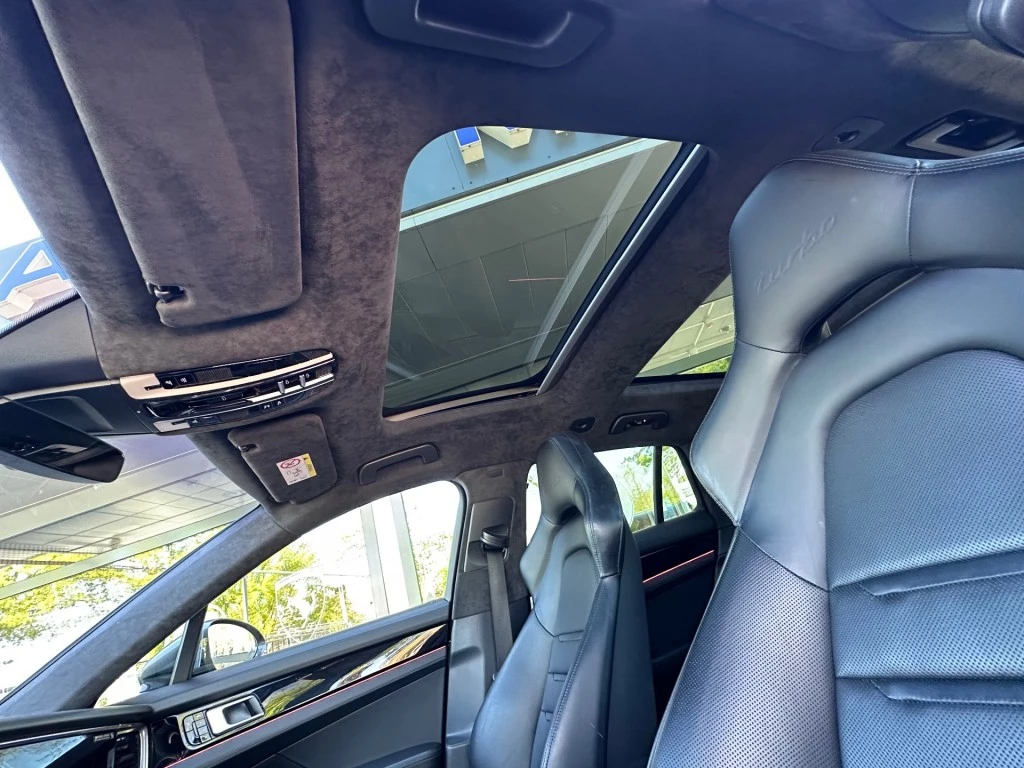 Hoofdafbeelding Porsche Panamera