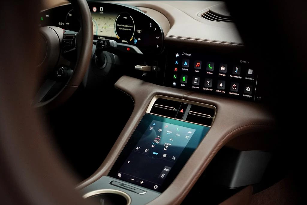 Hoofdafbeelding Porsche Taycan