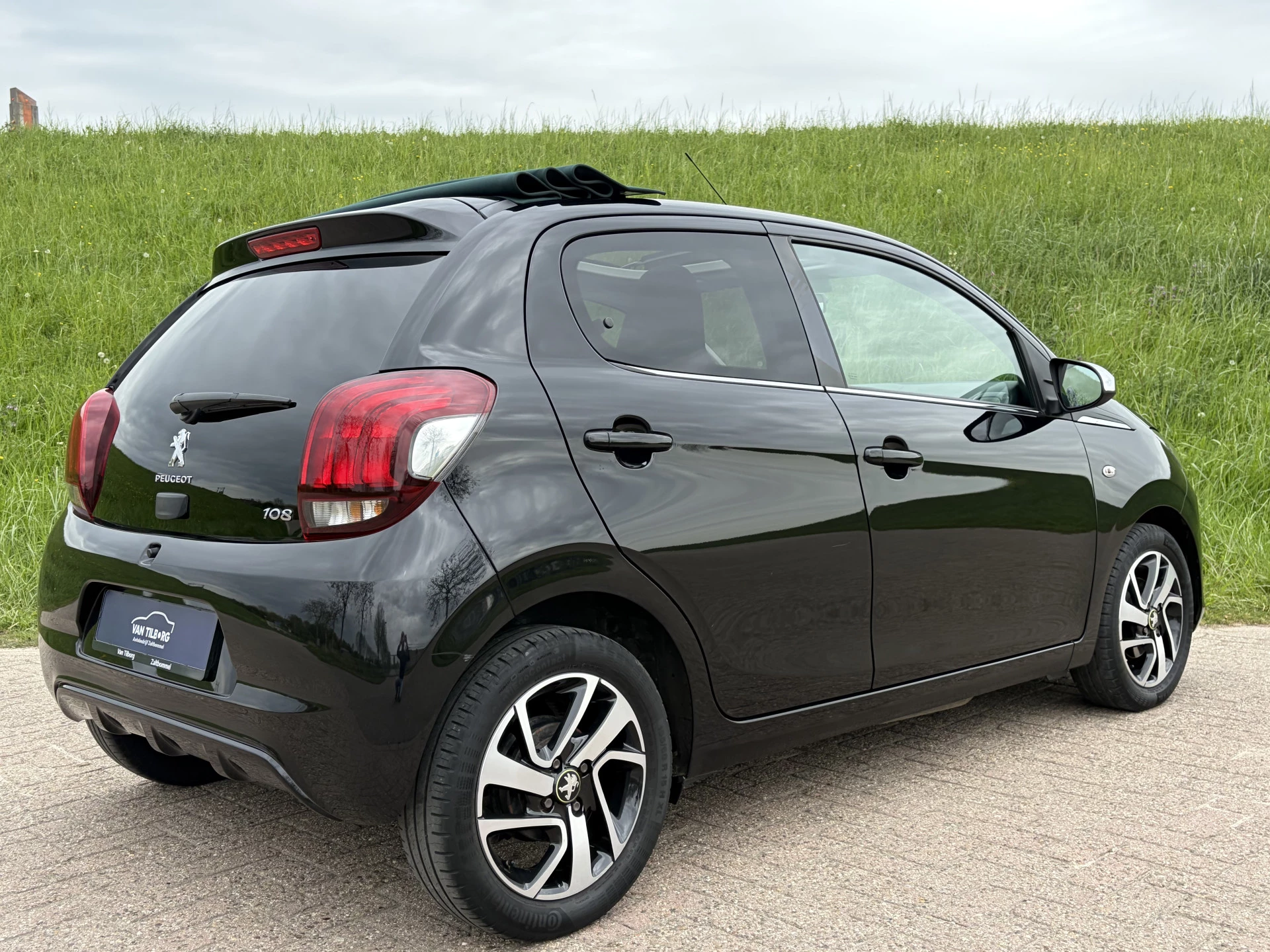 Hoofdafbeelding Peugeot 108