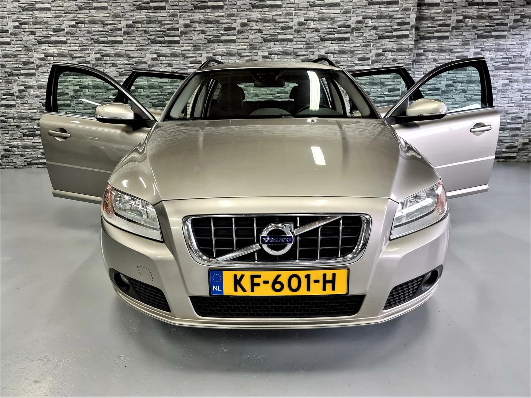 Hoofdafbeelding Volvo V70