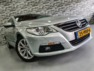 Hoofdafbeelding Volkswagen Passat CC Volkswagen Passat CC 1.8 TSI 5p. *Nieuwe DSG*Xenon*PDC*NAP*!