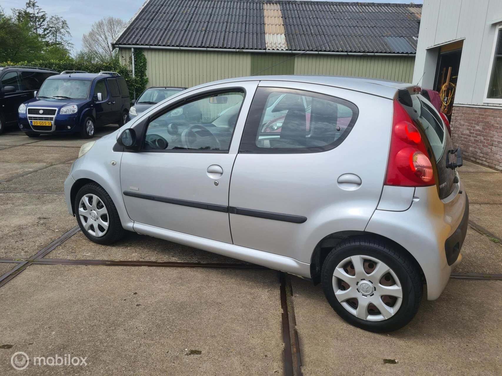 Hoofdafbeelding Peugeot 107
