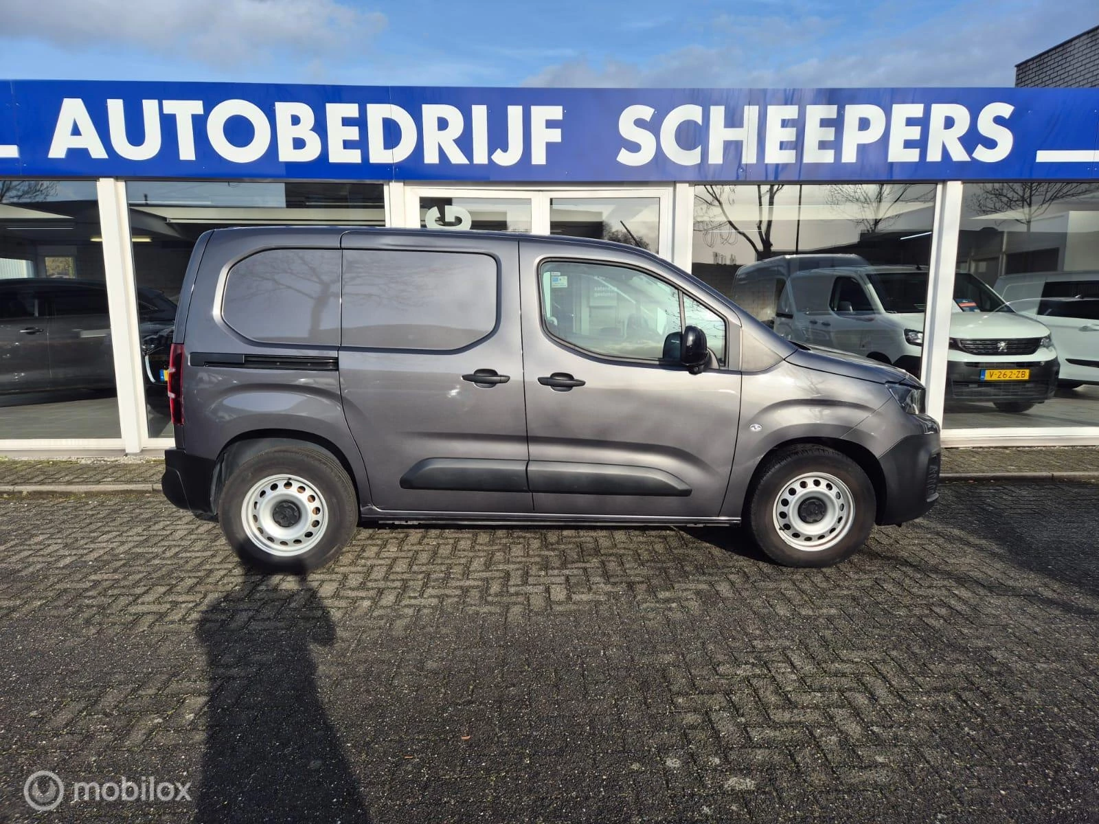 Hoofdafbeelding Peugeot Partner
