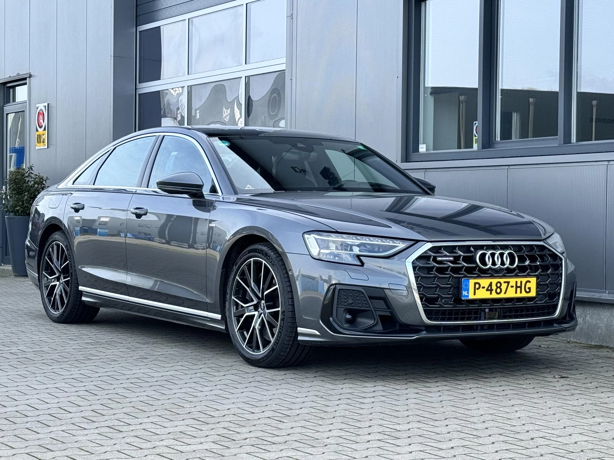 Hoofdafbeelding Audi A8