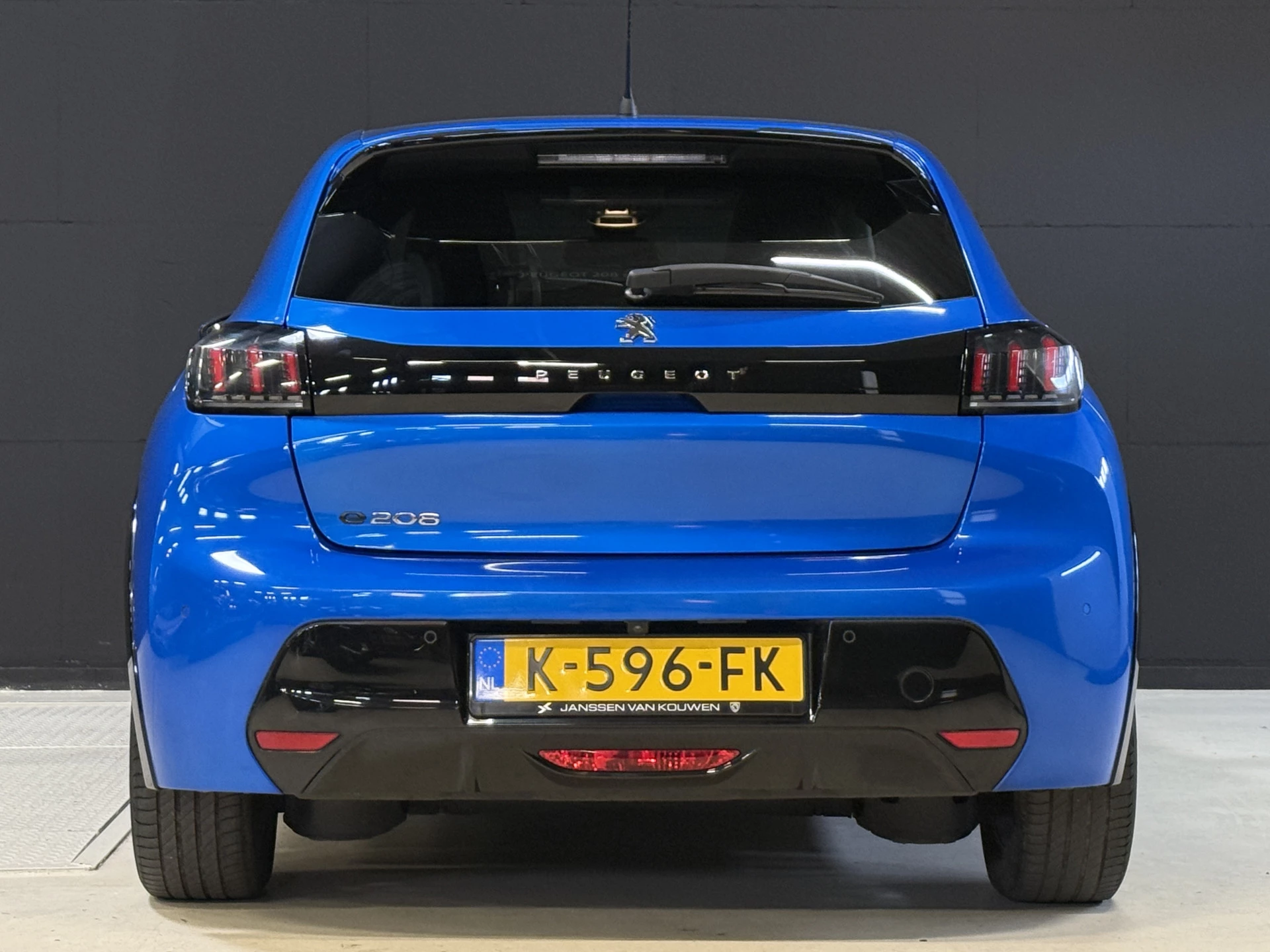 Hoofdafbeelding Peugeot e-208