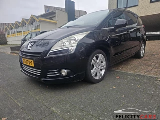 Peugeot 5008 1.6 THP Blue Lease Executive 7p.