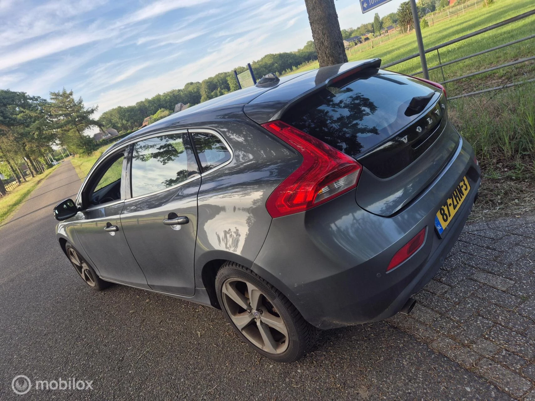 Hoofdafbeelding Volvo V40