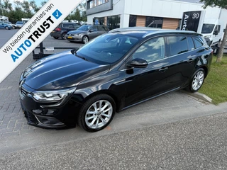 Renault Megane Estate 1.2 TCe Série Signature Exclusiv AUTOMAAT
